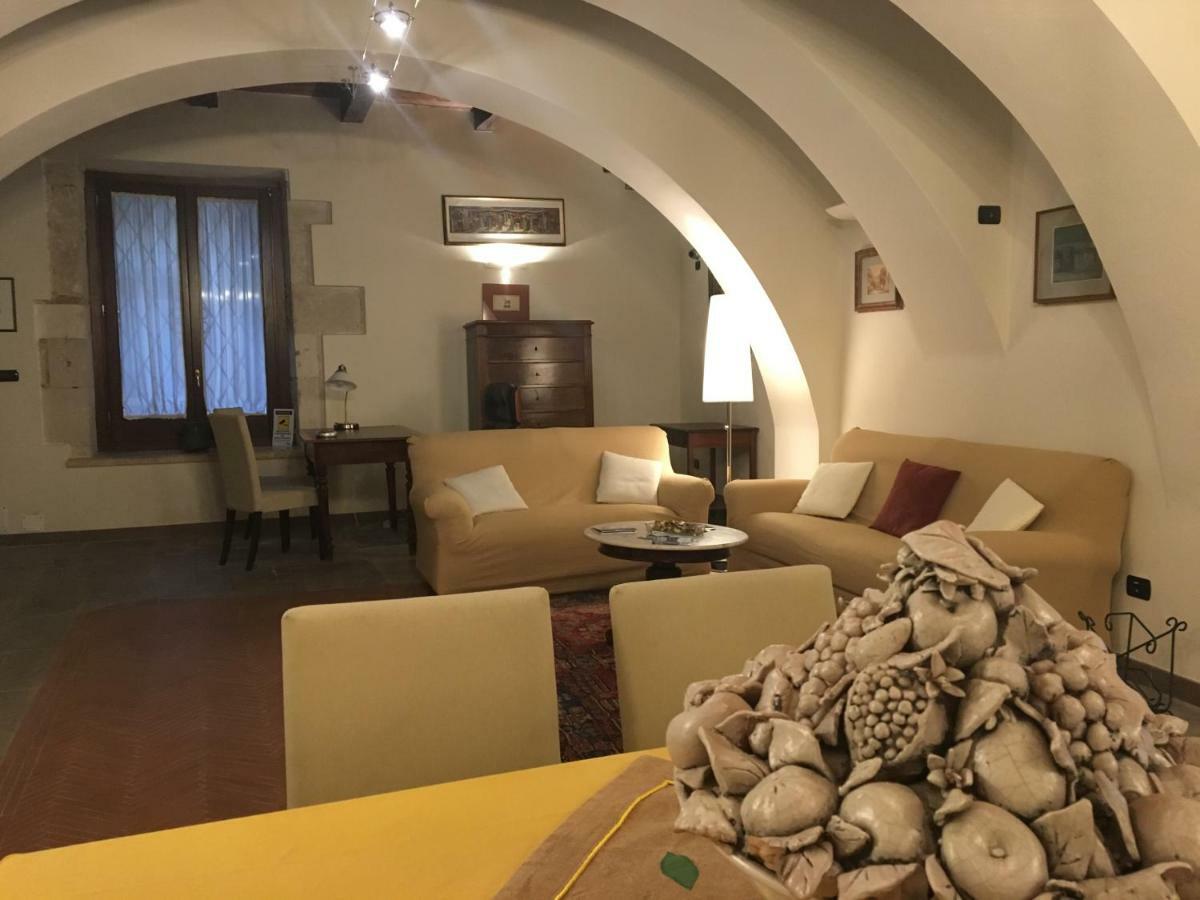 Il Palazzotto Hotel Isernia Luaran gambar